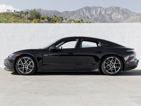 Used 2025 Porsche Taycan RWD image 2