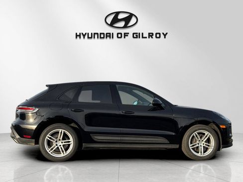 Used 2024 Porsche Macan AWD/4WD image 6