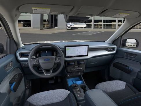 New 2025 Ford Maverick XLT image 9