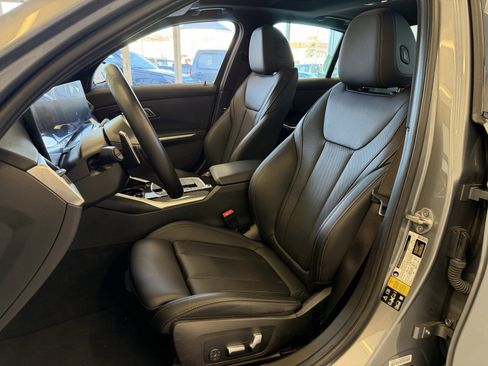 Used 2023 BMW 330i xDrive Sedan w/ M Sport Package image 39