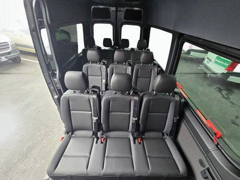 New 2025 Mercedes-Benz Sprinter 2500 image 16