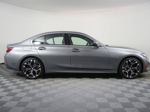 Certified 2025 BMW 330i Sedan image 2