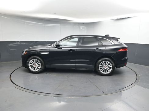 Used 2020 Jaguar F-PACE Prestige AWD/4WD image 2