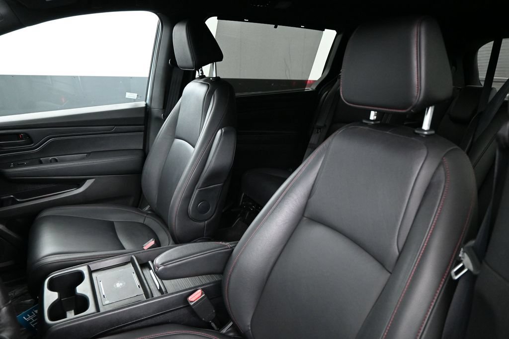 Used 2025 Honda Odyssey Sport-L image 9