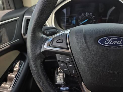 Used 2020 Ford Edge SEL FWD image 23