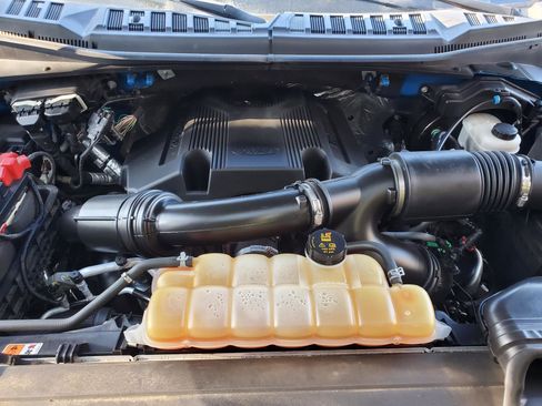 Used 2017 Ford F150 XLT w/ Equipment Group 302A Luxury image 18