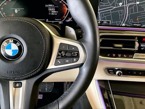 Used 2021 BMW X5 xDrive40i w/ M Sport Package image 23