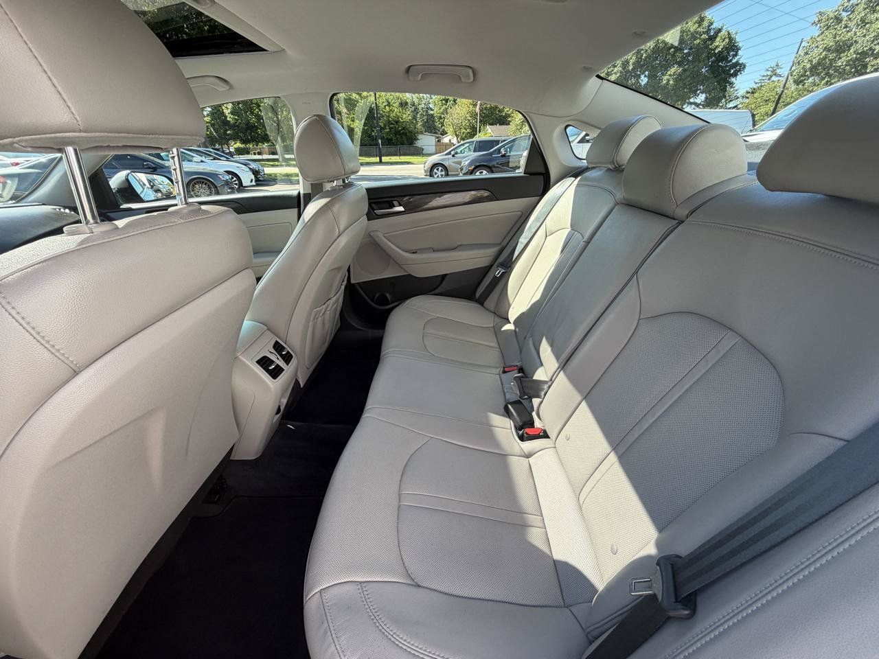 Used 2018 Hyundai Sonata Limited FWD image 32