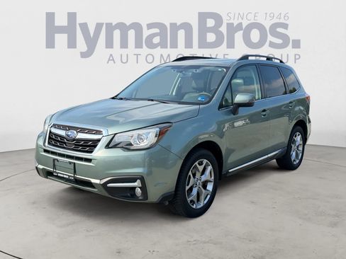Used 2017 Subaru Forester 2.5i Touring AWD/4WD image 8