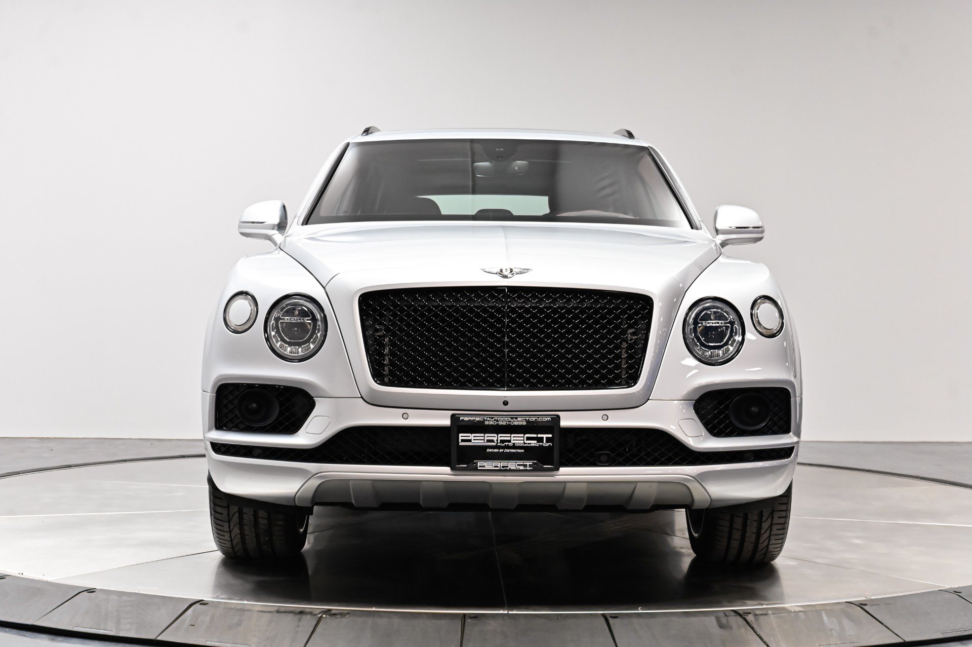Used 2019 Bentley Bentayga AWD/4WD image 22