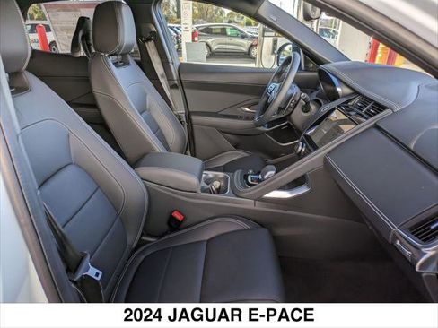 New 2024 Jaguar E-PACE R-Dynamic SE image 13