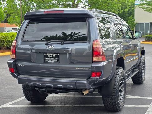 Used 2005 Toyota 4Runner Limited AWD/4WD image 8