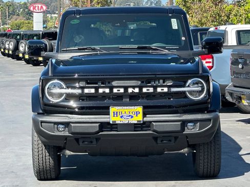 New 2026 Ford Bronco Outer Banks AWD/4WD image 9