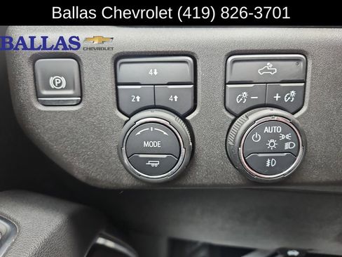 Certified 2025 Chevrolet Silverado 2500 LT w/ Convenience Package AWD/4WD image 18