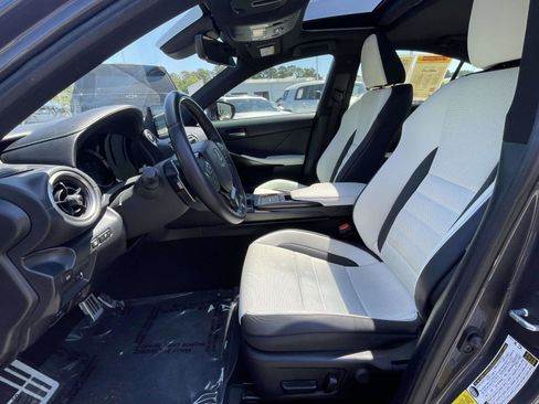 Used 2022 Lexus IS 350 F Sport w/ Navigation Package RWD image 15