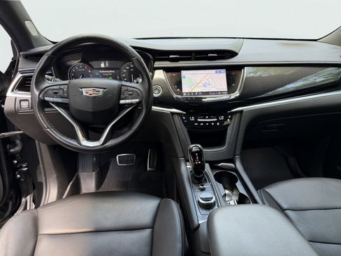 Used 2023 Cadillac XT6 Sport AWD/4WD image 2