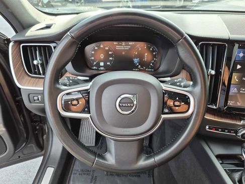 Used 2021 Volvo XC60 T5 Inscription w/ Advanced Package image 20