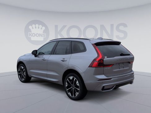 New 2026 Volvo XC60 B5 Plus w/ Protection Package Premier image 4