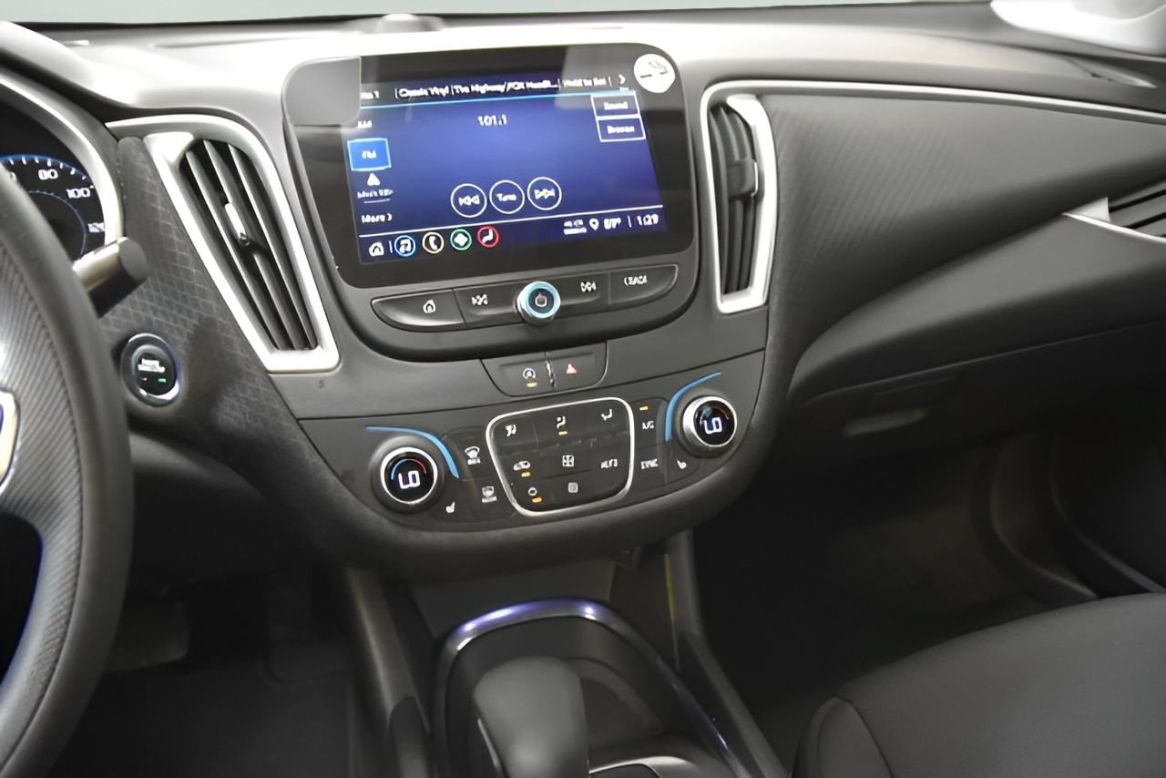 Used 2024 Chevrolet Malibu LT FWD image 23