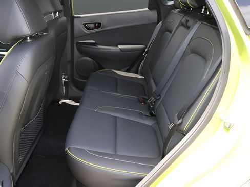 Used 2020 Hyundai Kona Limited FWD image 13