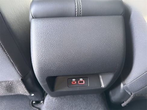 Used 2024 Nissan Altima 2.5 SV w/ SV Premium Package image 15