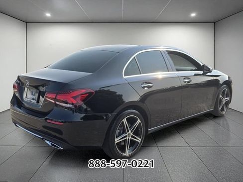 Used 2022 Mercedes-Benz A 220 image 5