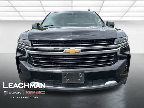 Used 2023 Chevrolet Suburban LT image 9