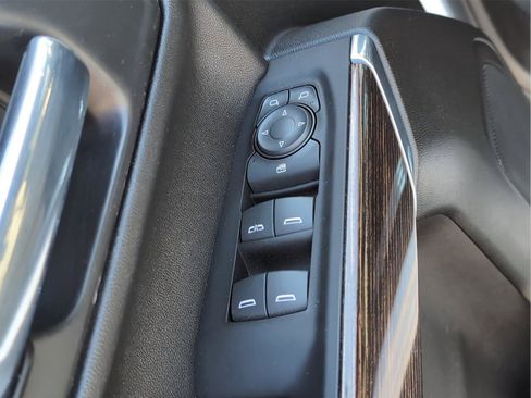Used 2021 GMC Sierra 1500 Elevation image 16