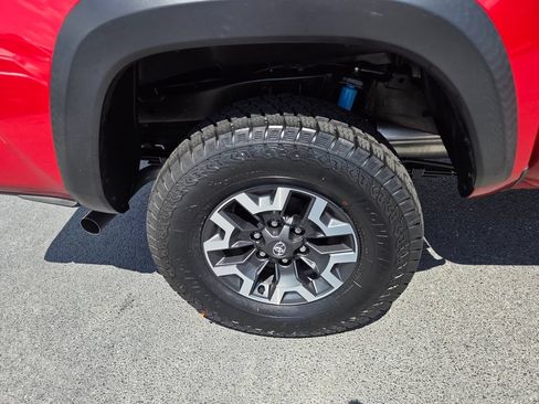 Certified 2023 Toyota Tacoma TRD Off-Road w/ Technology Package RWD image 14