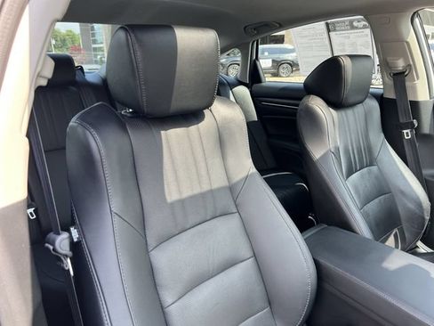 Used 2020 Honda Accord Touring image 23