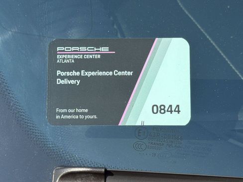Used 2019 Porsche 718 Cayman RWD image 29