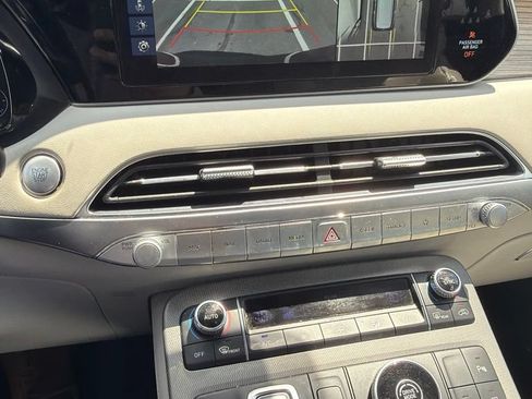 Used 2021 Hyundai Palisade Limited FWD image 5