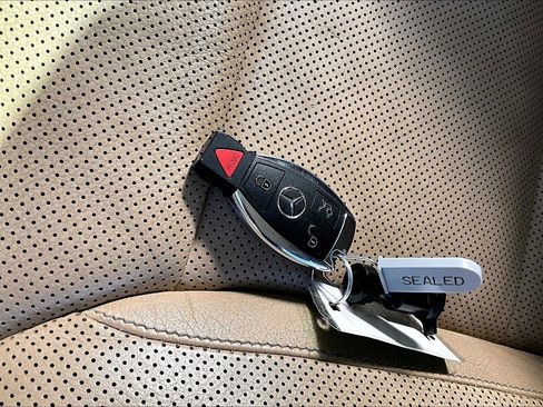 Used 2018 Mercedes-Benz SL 450 image 11