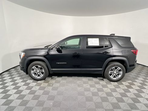 Used 2026 GMC Terrain Elevation image 6