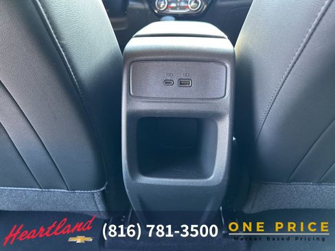 Used 2024 Chevrolet Trax LT w/ Driver Confidence Package image 38