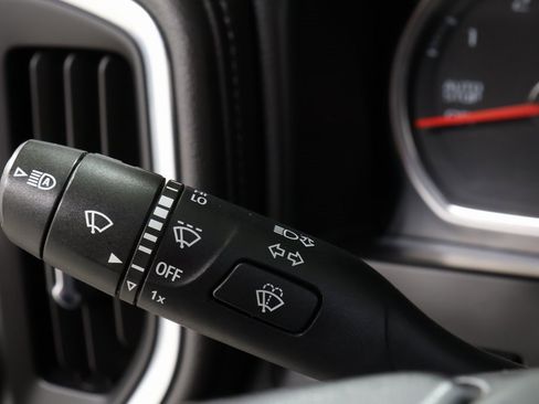 Used 2019 Chevrolet Silverado 1500 High Country image 19