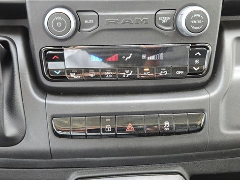 New 2026 RAM ProMaster 2500 w/ Convenience Group image 15