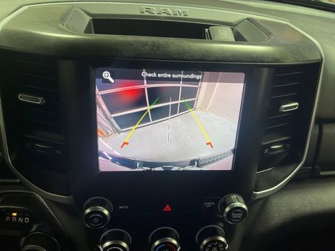 Used 2021 RAM 1500 Big Horn image 14