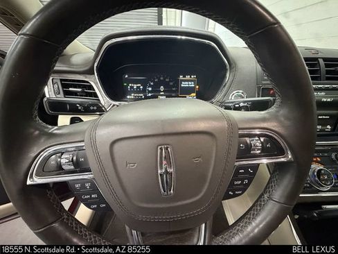 Used 2018 Lincoln Continental Select FWD image 20