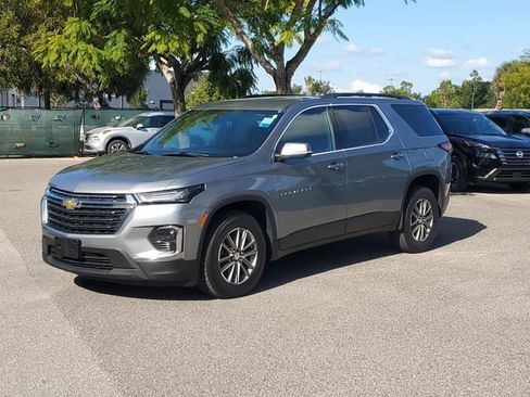 Used 2023 Chevrolet Traverse LT image 8