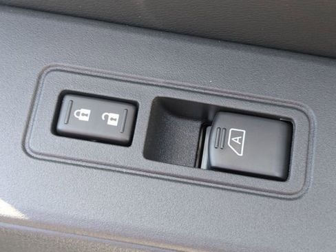 New 2026 Nissan Frontier SV w/ SV Convenience Package RWD image 31