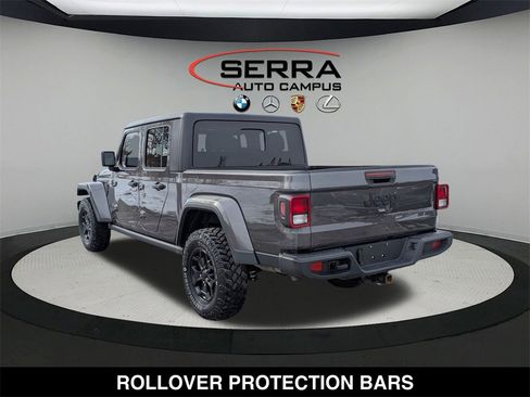 Used 2021 Jeep Gladiator Willys image 15