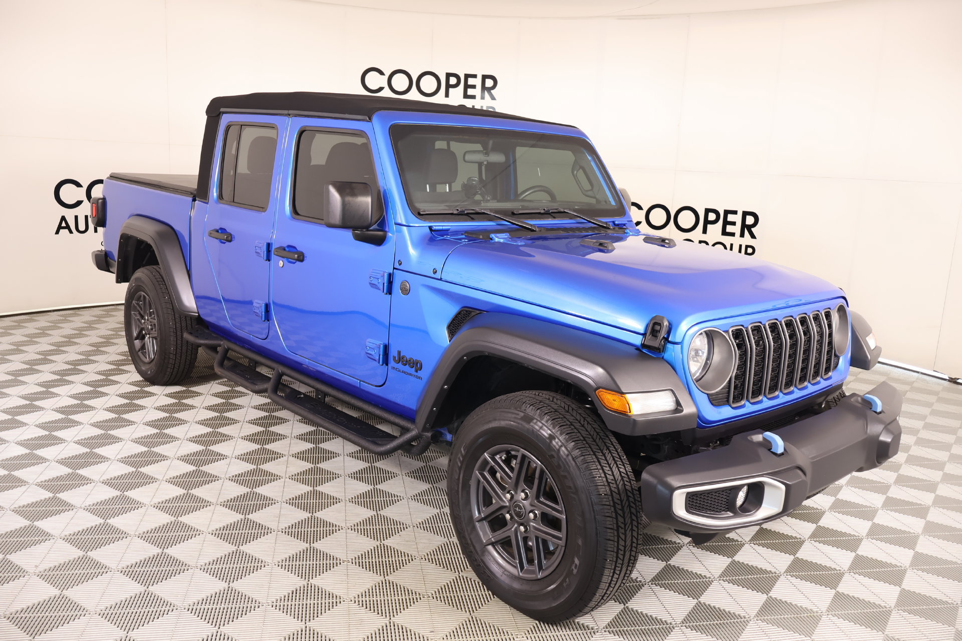 Used 2024 Jeep Gladiator Sport AWD/4WD 360° Tour