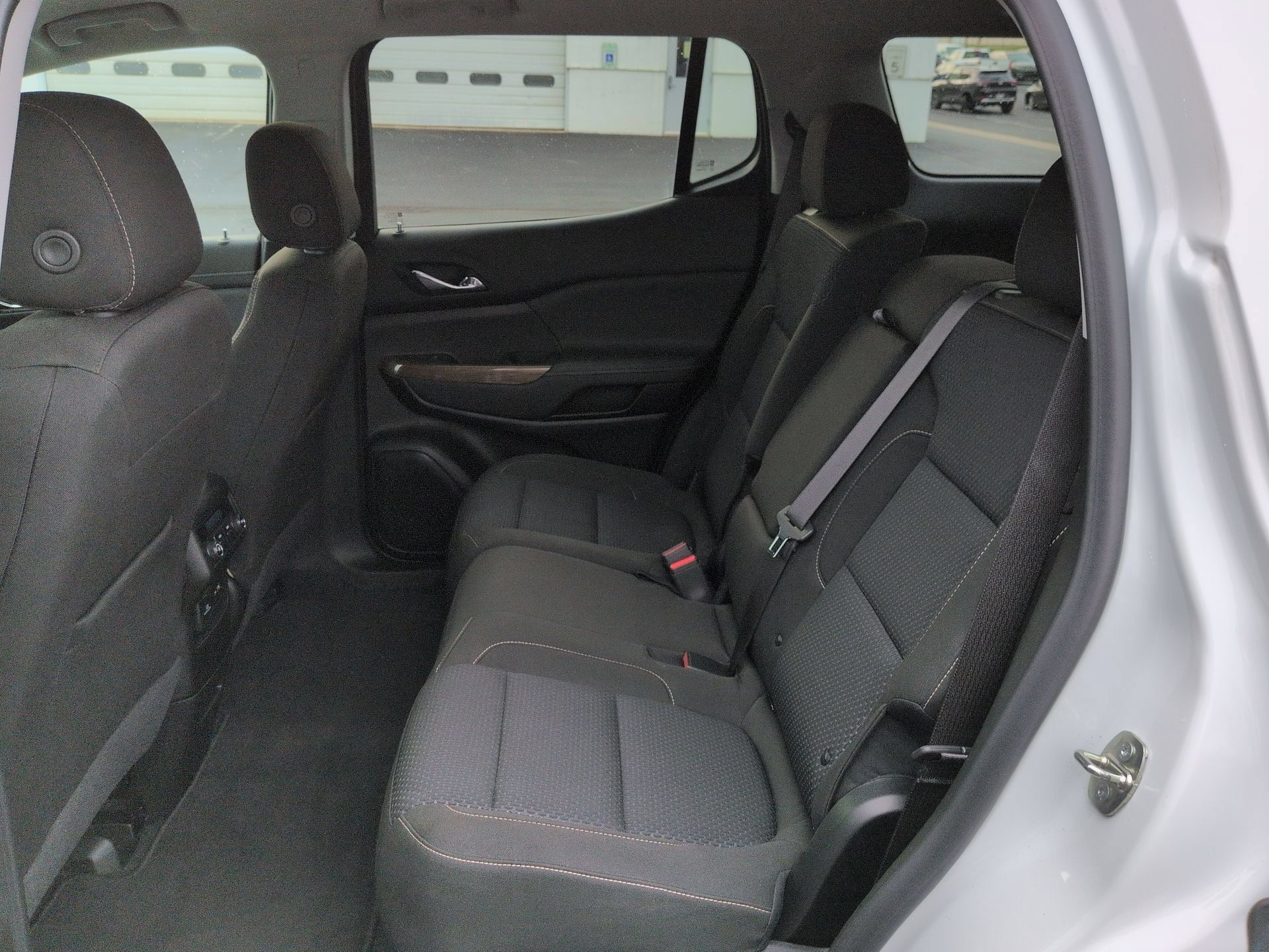 Certified 2023 GMC Acadia SLE w/ Driver Convenience Package AWD/4WD image 25