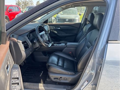 Certified 2023 Nissan Rogue SL w/ SL Premium Package image 22