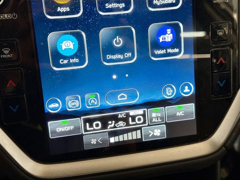 Used 2024 Subaru Crosstrek 2.0i Premium image 11