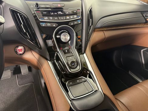 Used 2019 Acura RDX AWD w/ Advance Package image 19