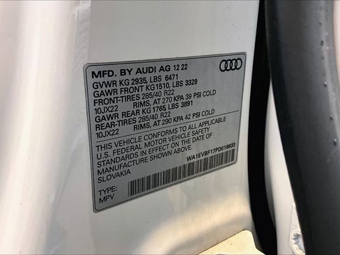 Used 2023 Audi Q8 Premium Plus w/ Premium Plus Package AWD/4WD image 32