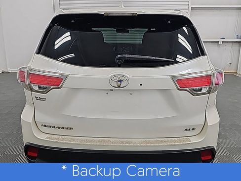 Used 2015 Toyota Highlander XLE image 8