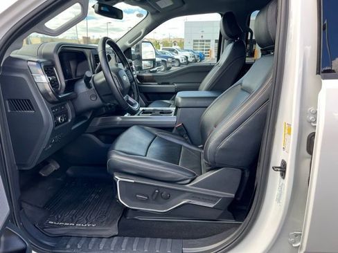 Used 2024 Ford F350 Lariat w/ Lariat Ultimate Package AWD/4WD image 16